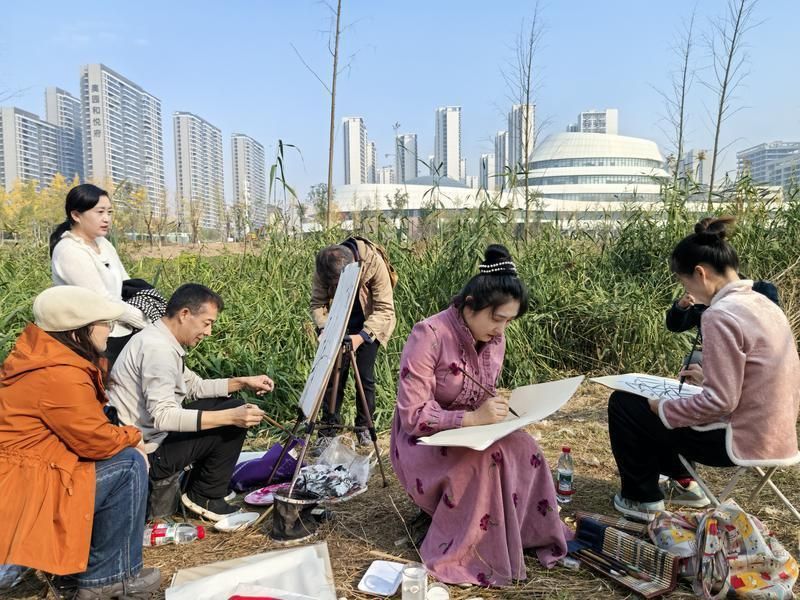 现场写生。 现场写生。