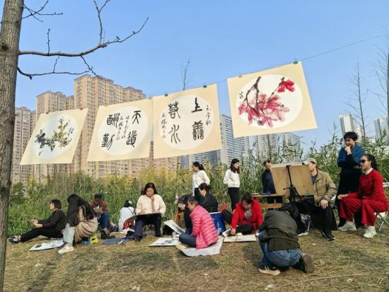 写生现场。 写生现场。