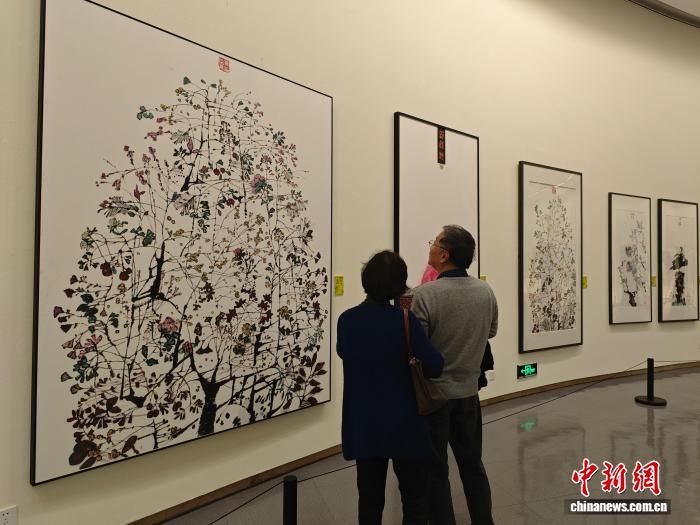 图为“时代长安——陕西当代中国花鸟画研究展”。 阿琳娜 摄 图为“时代长安——陕西当代中国花鸟画研究展”。 阿琳娜 摄