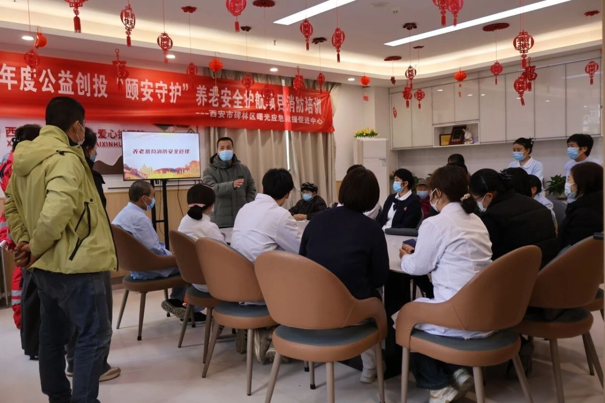 ����רҵ��Ա��Ͻ�����ͻ��ְ�����Ϊ��ѵ��Ա��ϸ�������Ԥ��Ҫ�㡣