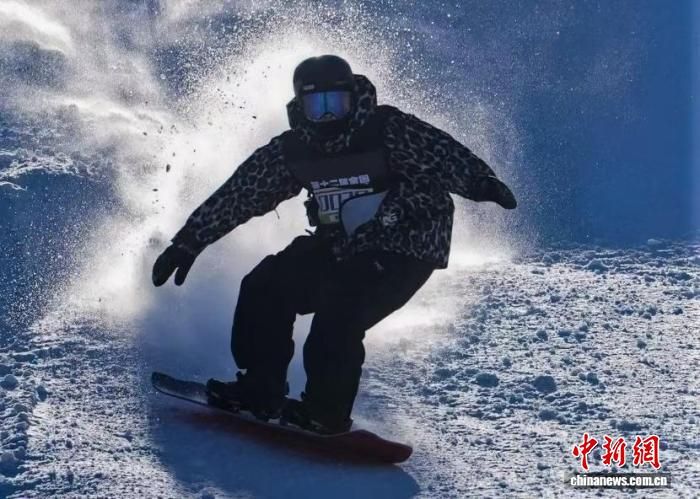 ͼΪ����ʡ���廬ѩ(F��)��ս�������ֳ�����(������ί�ṩͼ)