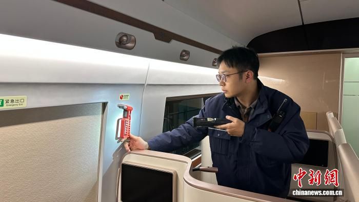 ͼΪ��ε�����ڼ��޶������г��� ���� ��