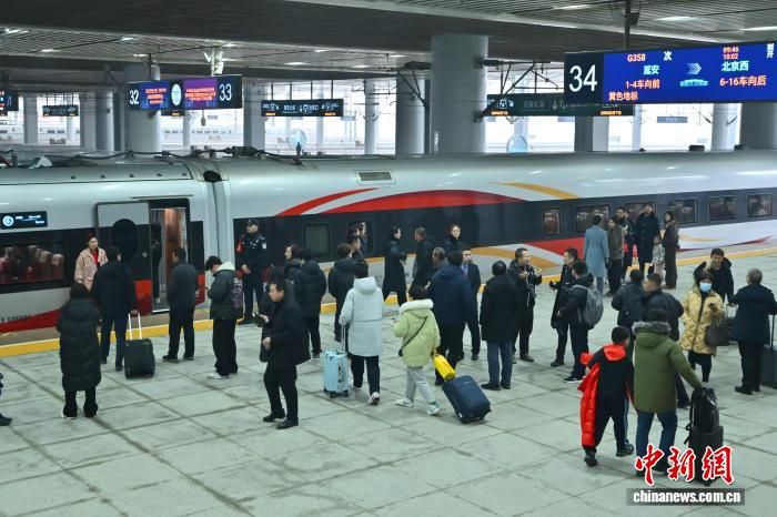 �˾���������վվ̨�����ÿ�����˳������� ��