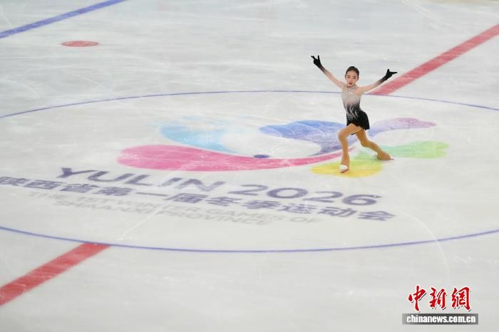 图为花滑项目比赛现场。 张一辰 摄 图为花滑项目比赛现场。 张一辰 摄