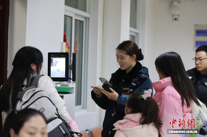 ͼΪ�����ڰ����ÿͼ�Ʊ������� ��