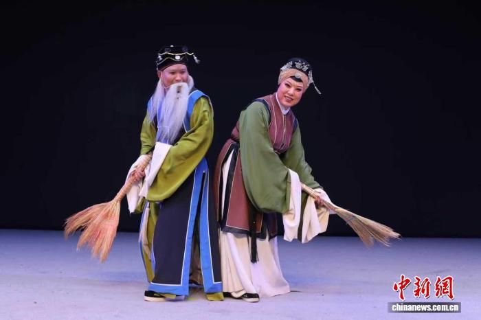 ͼΪ������������ǻ��Ա�����������繩ͼ