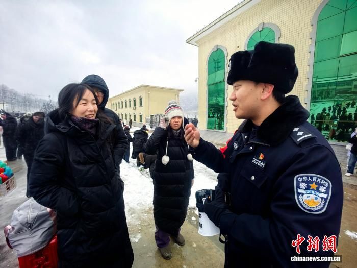 ������·����������վ�ɳ��������������ÿͰ�ȫ��ѯ����С�� ��