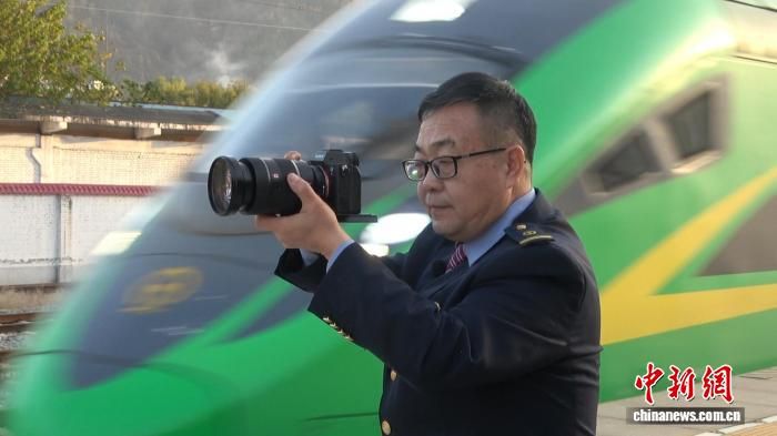 ͼΪ��·ְ���Ժ�������ͭ����վ���㡣������ ��