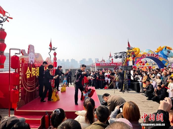 ͼΪ����������ҫ�������´�������ũչ�����������ǽ���С�����Ұ ��