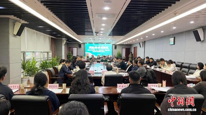 ���Ұ������͸��㡱����ʾ�����ڶ��조�������������������������ʾ������ͼ