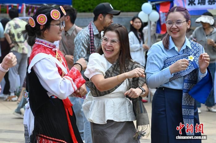 ����ѧ��һ�����������赸������ ��
