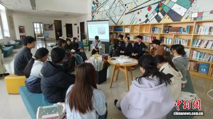 图为读书分享会。西北大学图书馆供图 图为读书分享会。西北大学图书馆供图