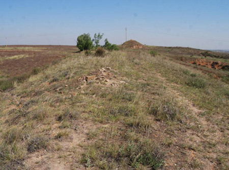 陕西省榆林神木县发现数段战国秦长城