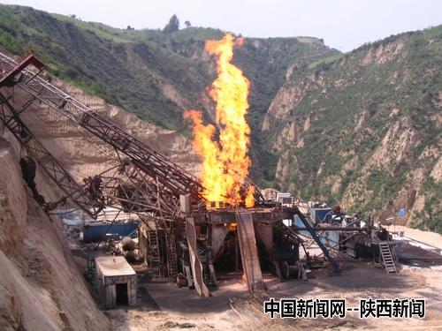 点击图片查看详情 延长县县城人口_离足够从黄州站延长到浠水县城了... 辖区100多万人口,也是附(3)