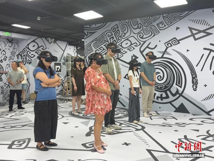 ͼΪ���۹����롪����ʼ���꡷ȫ��XR����ռ���������Ļ���ο��������顣��Ӣ�� ��